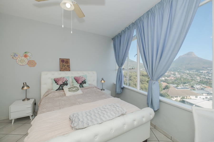 3 Bedroom Property for Sale in Vredehoek Western Cape